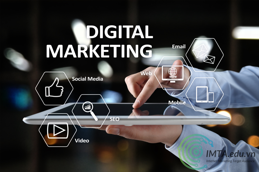 Ngành Digital Marketing học trường nào năm 2022? 4 xu hướng ngành digital marketing năm 2022