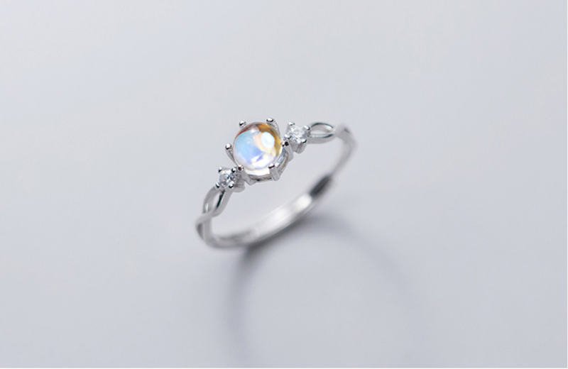 Tất Tần Tất Mẫu Content Về Phụ Kiện Trang Sức Cho Các Nàng 25 Nhẫn đính đá lấp lánh